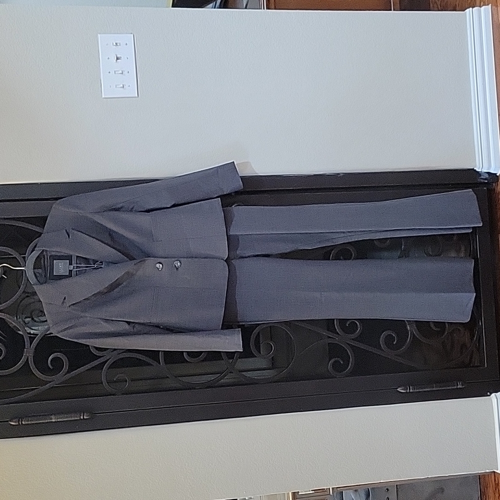 NWT Size 2 Gray Pinstrip Business Suit